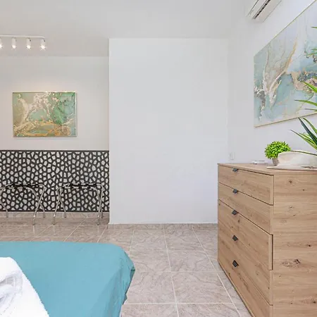 Apartamento Presidential Villamartin Plaza Av Brisas 67 *